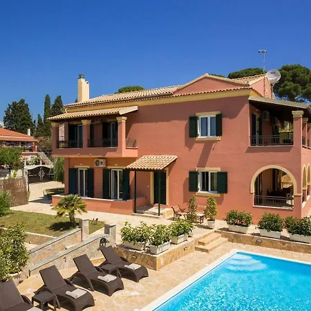 Four Seasons Holiday home