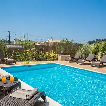 Four Seasons Holiday home